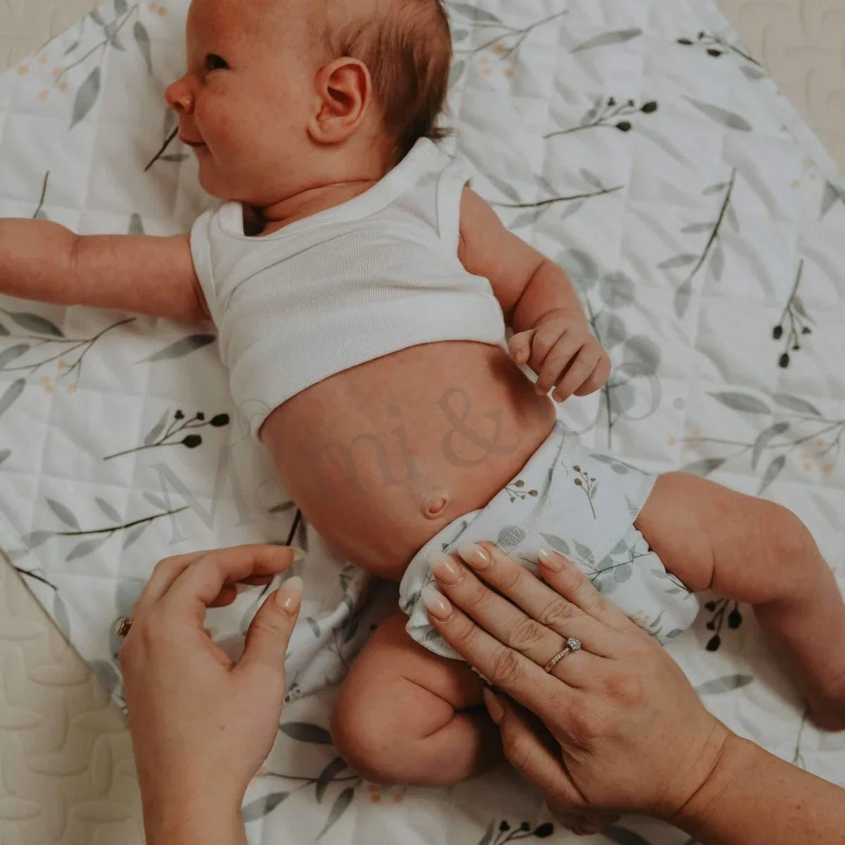 The Ultimate Guide to Choosing the Perfect Baby Change Mat in 2025 - Mimi & Co
