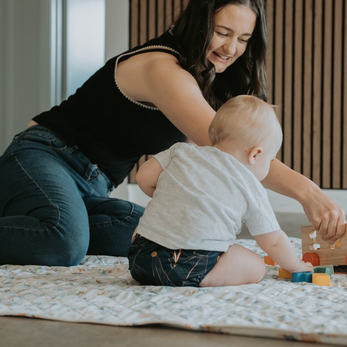 NEW! Messy Baby Play Mat | Reader - Mimi & Co