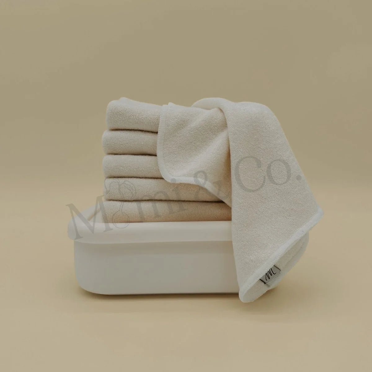 Reusable Wipes Container - Mimi & Co